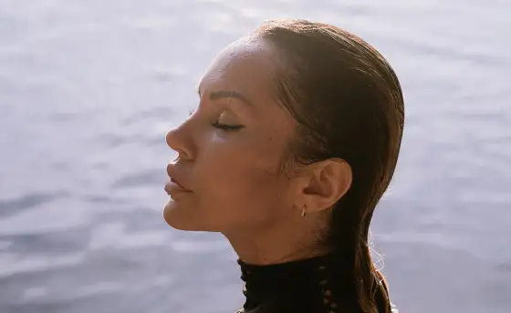 Deborah De Luca - Dlaczego jej techno wciąż porywa?