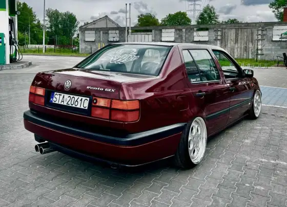VW Vento - Zapomniany sedan? Co warto wiedzieć przed zakupem!