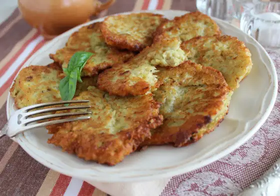 Placki ziemniaczane z cukinią - Chrupiące i delikatne?