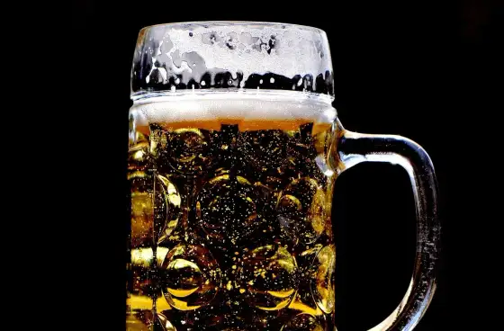Ile procent ma piwo Żubr - Czy jest mocniejsze od innych lagerów?