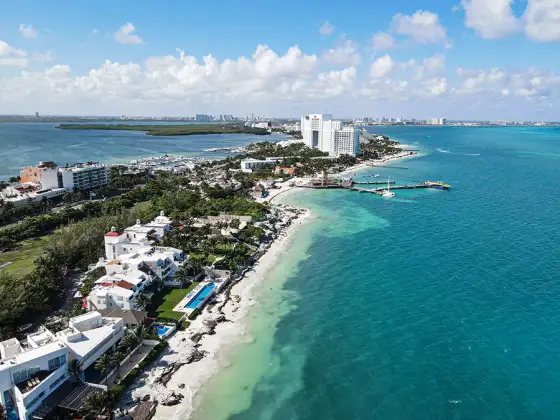 Cancun: Bezpiecznie na wakacjach? Poradnik dla Polaków
