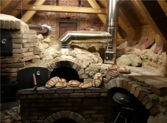 Brot im Pizzaofen backen - So gelingt es perfekt!