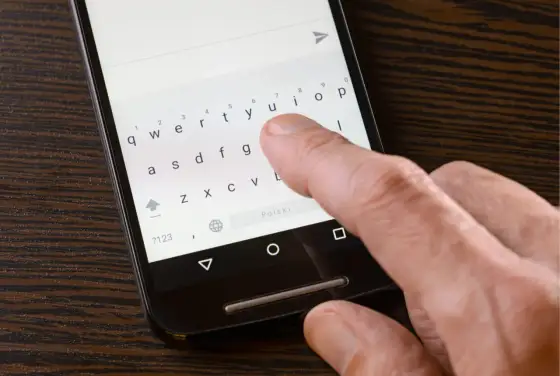 Polskie znaki w SMS-ach - dlaczego znikają i jak to naprawić