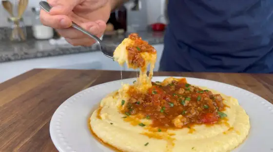 Polenta con tuco - Cómo lograr una base cremosa y sin grumos
