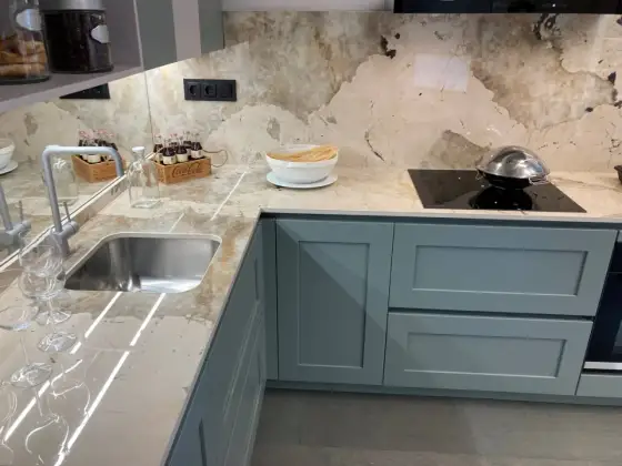Dekton w kuchni - ile naprawdę kosztuje?