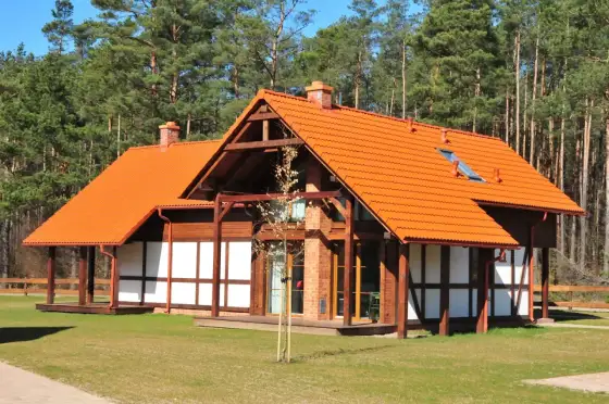 Dom szachulcowy: budowa, koszty, wady i zalety - Czy warto?