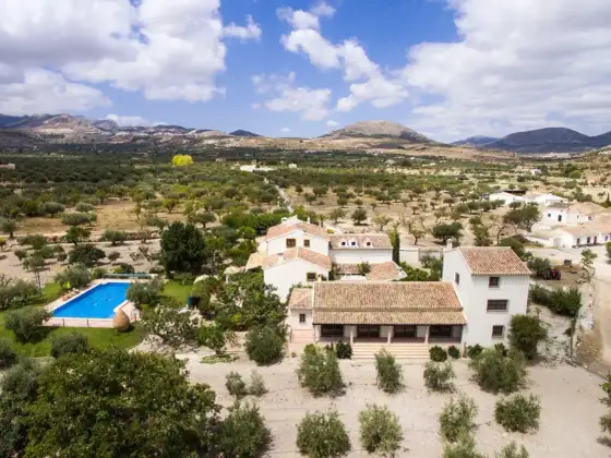 Casa rural en Vélez-Blanco - zonas, precios y entorno
