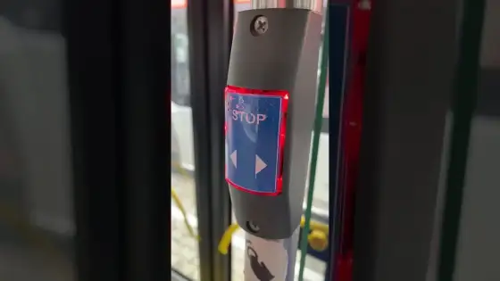 Jak otworzyć drzwi w autobusie - proste sposoby na łatwe wejście