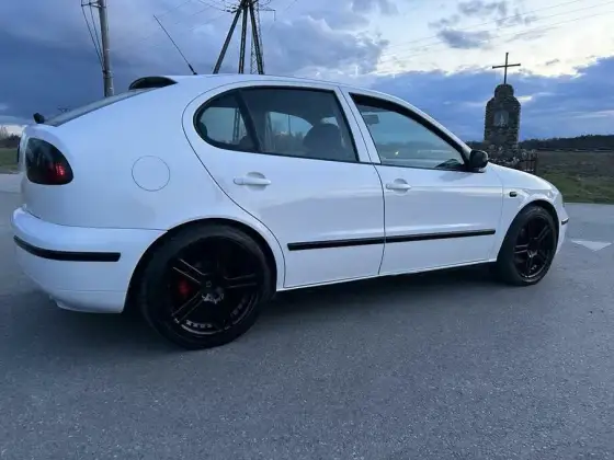 Seat Leon 1 - idealne et felg dla lepszego wyglądu i komfortu