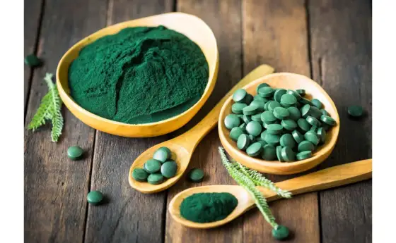 Chlorella vs Spirulina - Co wybrać i na co uważać?