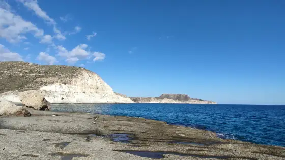 Cala Cortada en Cabo de Gata - cómo llegar y qué esperar