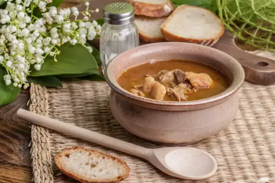 Zupa gulaszowa idealna? Sekrety smaku i miękkości