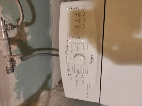Pralka Whirlpool błąd F06 - co oznacza i kiedy wzywać serwis?
