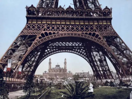 Tour Eiffel - Son histoire méconnue, de sa naissance à aujourd'hui