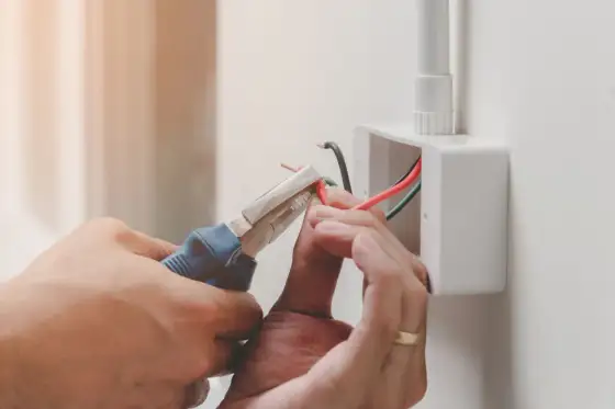 Co oznacza L w elektryce? Zaskakujące znaczenie dla Twoich projektów