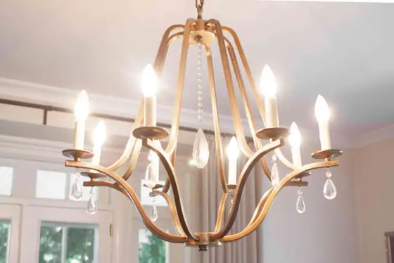 Perfect Dining Room Chandelier Height - Avoid Mistakes!
