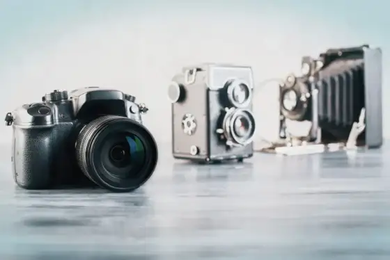 Kiedy wynaleziono aparat fotograficzny? Poznaj prawdziwą historię