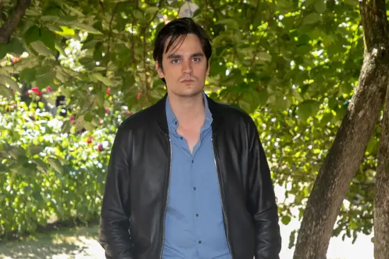 Alain-Fabien Delon: Syn legendy, własna ścieżka i konflikty