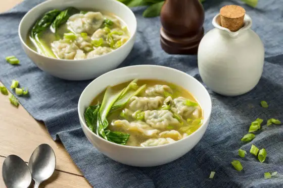 Zupa won ton - sekret lekkiej i smacznej wersji