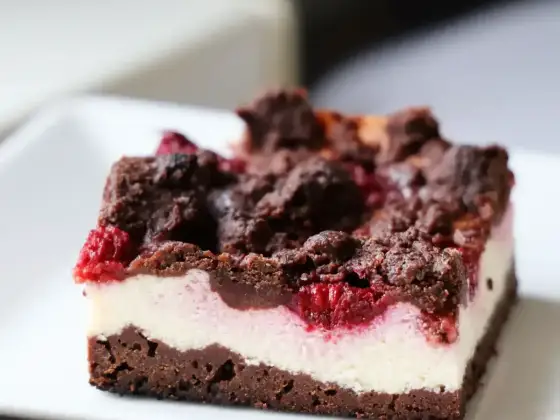 Sernikobrownie z malinami - idealne ciasto krok po kroku