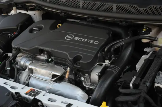 Opel Astra 1.4 Turbo - Czy warto kupić? Spalanie, usterki, opinie