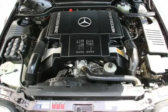 Mercedes W124 - jakie silniki benzynowe oferują najlepsze osiągi?