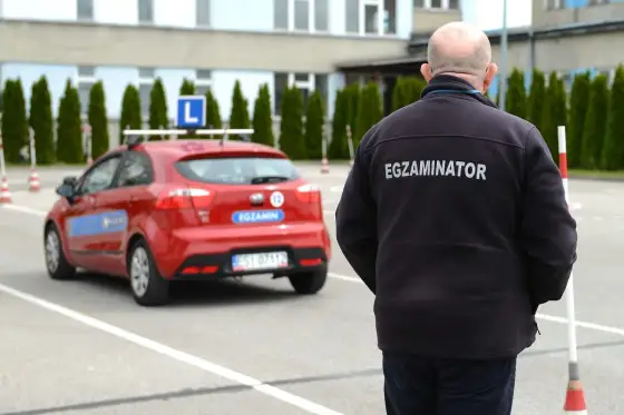Egzaminator na prawo jazdy - Czy możesz go wybrać?