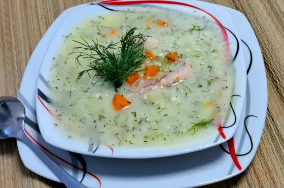 Zupa koperkowa z ryżem - idealna, bez typowych błędów