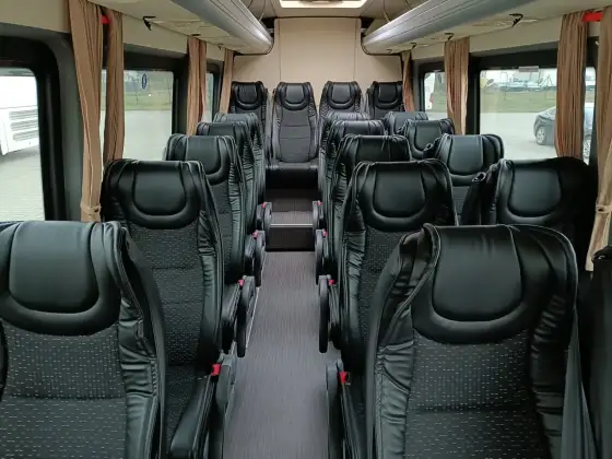 20-osobowy bus - Jak wybrać właściwy model?