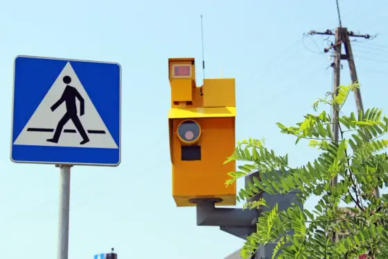 Mandat z fotoradaru - Po jakim czasie? Pełny przewodnik!