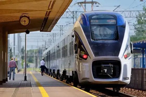 Wcześniejszy pociąg Intercity – Jak to zrobić bez problemów?