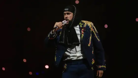 Bad Bunny w Polsce - Koncert na PGE Narodowym. Jak się przygotować?