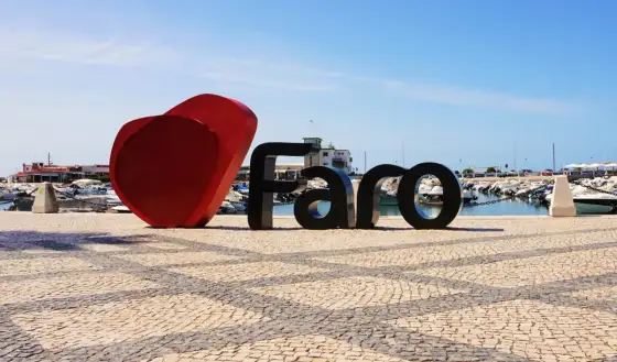 Lotnisko Faro - jak dojechać do Algarve? Poradnik