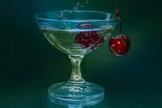 Drinki na Halloween - Jak uzyskać mroczny efekt bez shakera?