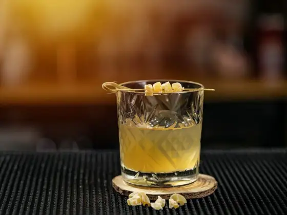 Whisky z tonikiem - Jak zrobić idealny drink i uniknąć błędów?