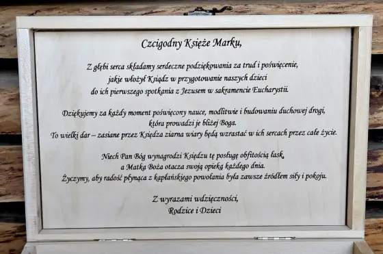 Podziękowania dla księdza - Wzory na każdą okazję. Jak pisać?