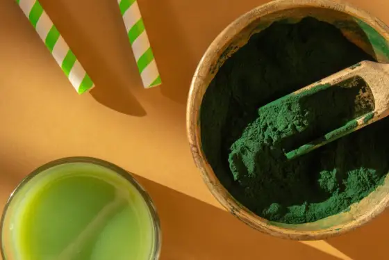 Spirulina - co warto wiedzieć przed zakupem i stosowaniem