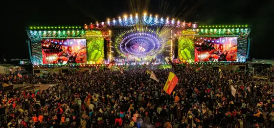 Pol'and'Rock 2026 - Kto zagra i ile naprawdę kosztuje wyjazd?