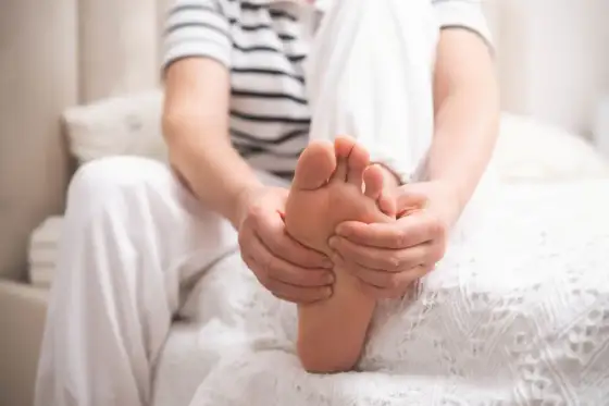 Neuropatia cukrzycowa - Ciche zagrożenie dla stóp? Sprawdź!