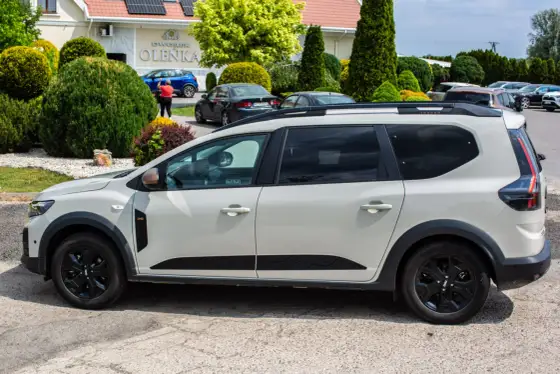 Dacia Jogger - które spalanie wybrać? Benzyna, LPG, hybryda