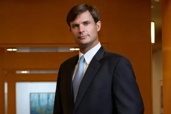 Dennis Lynch Morgan Stanley - Czy jego strategia jest dla Ciebie?