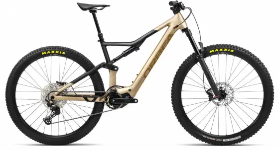 Ile waży rower? Prawda o wadze MTB, szosy i e-bike'a