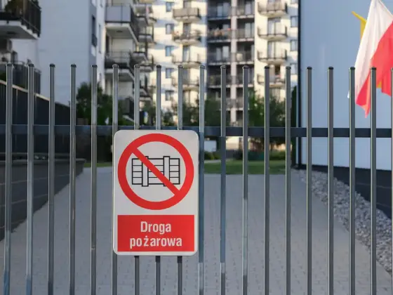 Droga pożarowa - Czy Twój dojazd spełnia wymogi? Sprawdź!