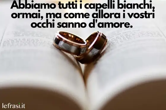 Messaggio di buon primo anniversario di matrimonio - idee e frasi