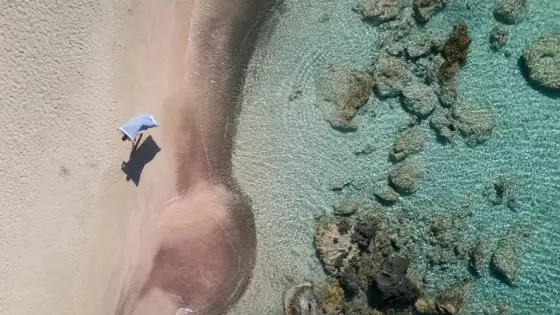Elafonissi på Kreta - så ser du den rosa stranden