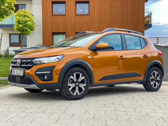 Dacia Sandero i Stepway - która wersja naprawdę się opłaca?