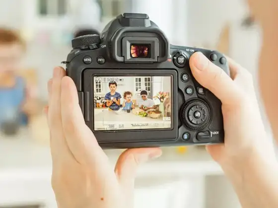 Jaki aparat fotograficzny wybrać? Nie przepłacaj!