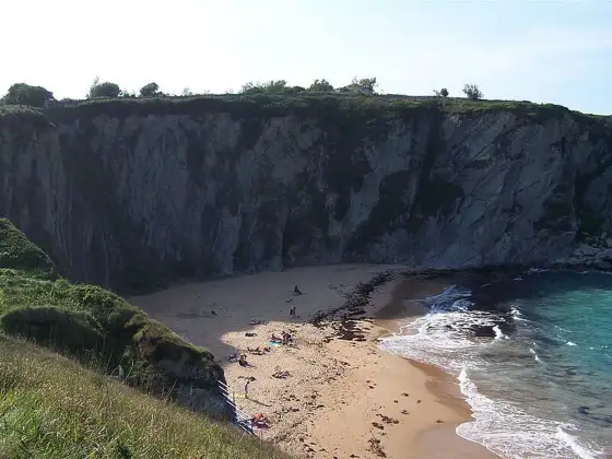 Playa de La Rabia - La joya oculta de Cantabria