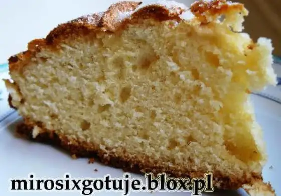 Szybkie ciasto na oleju - przepis na puszysty wypiek w 15 min!