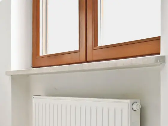 Parapety wewnętrzne - jak wybrać materiał i montaż?